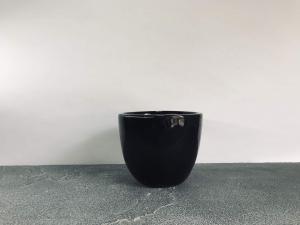 Echoing Eternity slim ceramic pot medium (Black)