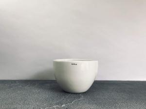 Echoing Eternity fat ceramic pot medium (White)